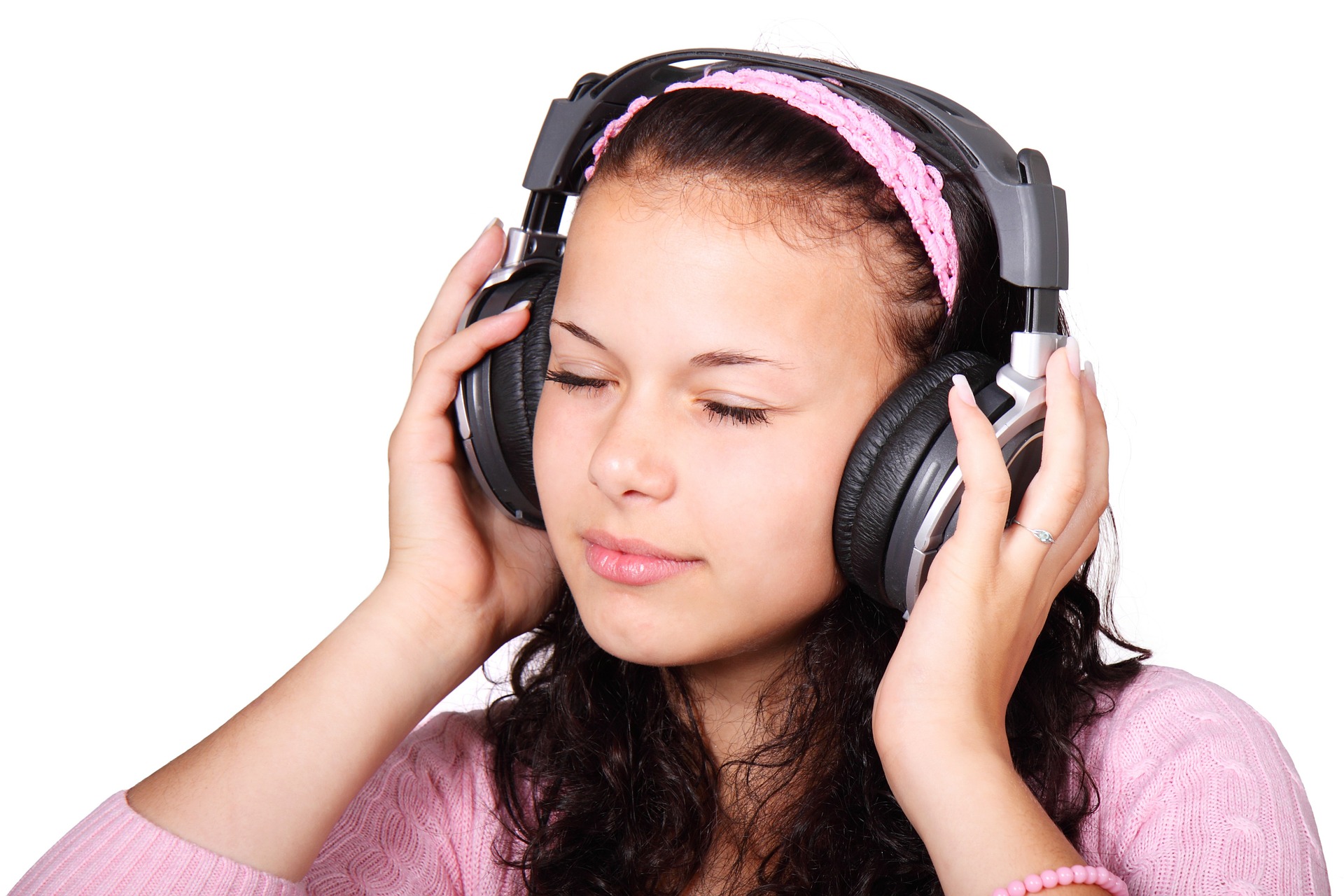 「Bing AIチャットに“listen to music”の表現で“to”をなぜ使うのか聞いてみた」を英音研公式ブログに投稿
