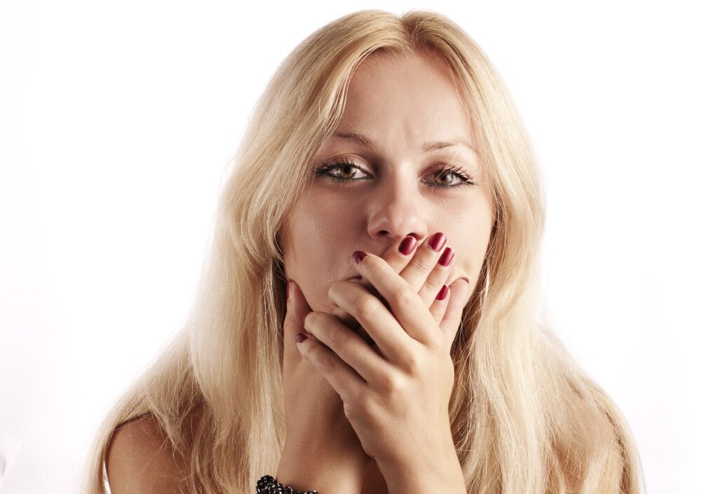 「心に響く英語ことわざ（28）Better leave it unsaid.　言わぬが花」を英音研公式ブログに投稿