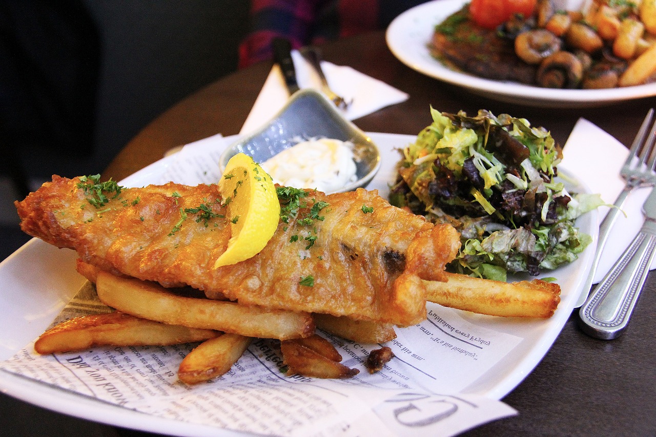 「Copilot Bing AIにイギリス人はなぜフィッシュ & チップス（fish & chips）を食べるのかを聞いてみた」を英音研公式ブログに投稿