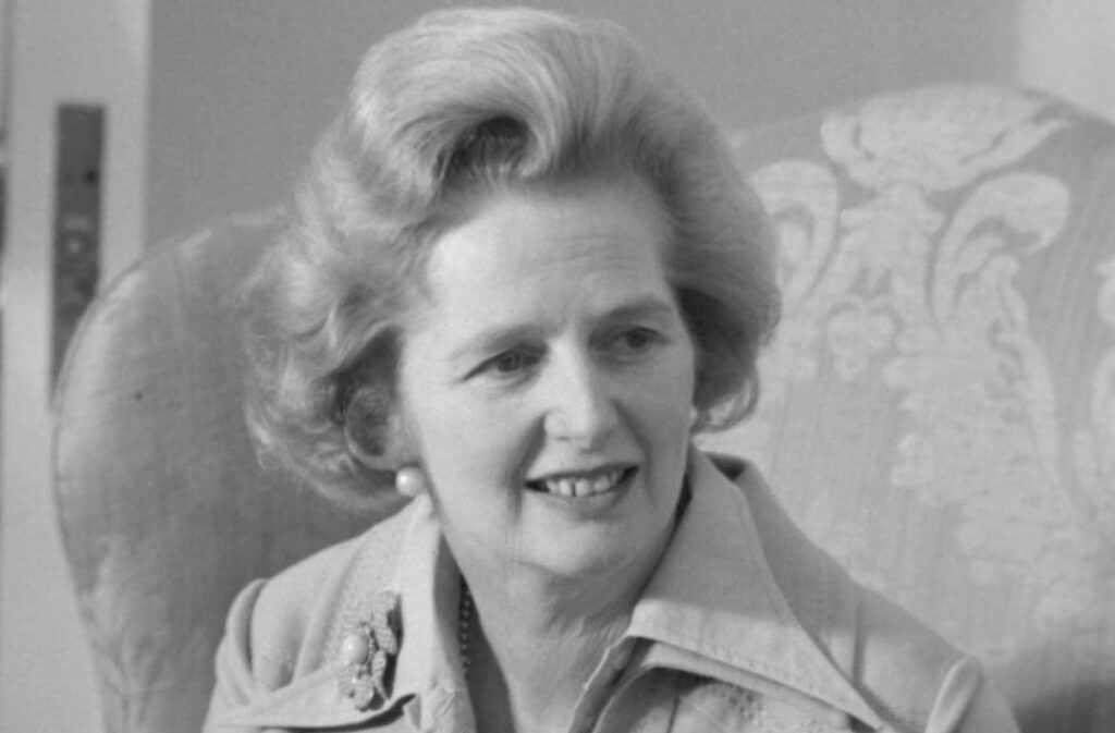 「心に響く英語ことわざ（255）英国初の女性首相マーガレット・サッチャーの名言 If you just set out to be liked, you would be prepared to compromise on anything at any time and you would achieve nothing.（己の信ずる道を歩め）」を英音研公式ブログに投稿