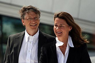 「心に響く英語ことわざ（472）マイクロソフト創業者のビル・ゲイツの名言　It’s fine to celebrate success but it is more important to heed the lessons of failure.（失敗は成功の母）」を英音研公式ブログに投稿