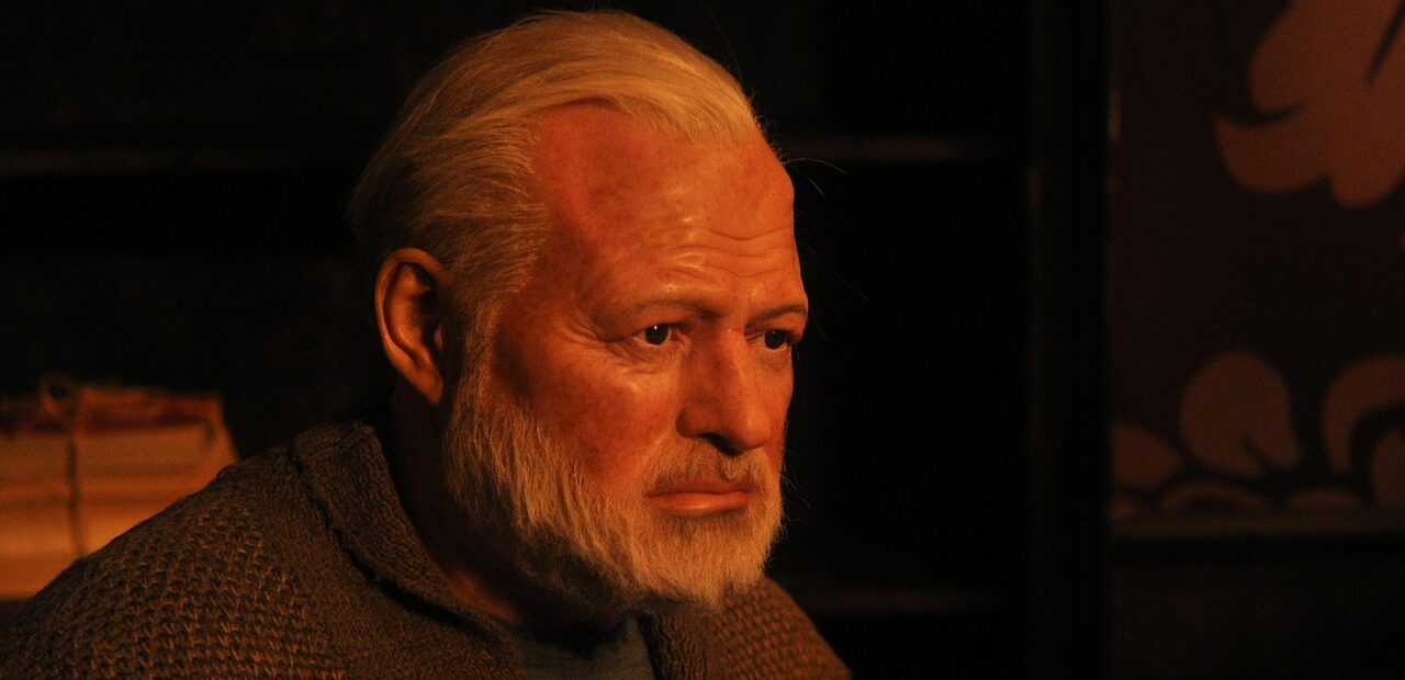 「心に響く英語ことわざ（899）「老人と海」で有名なアメリカの作家アーネスト・ヘミングウェイの名言　The rain will stop, the night will end, the hurt will fade. Hope is never so lost that it can’t be found.（明けない夜はない）」を英音研公式ブログに投稿