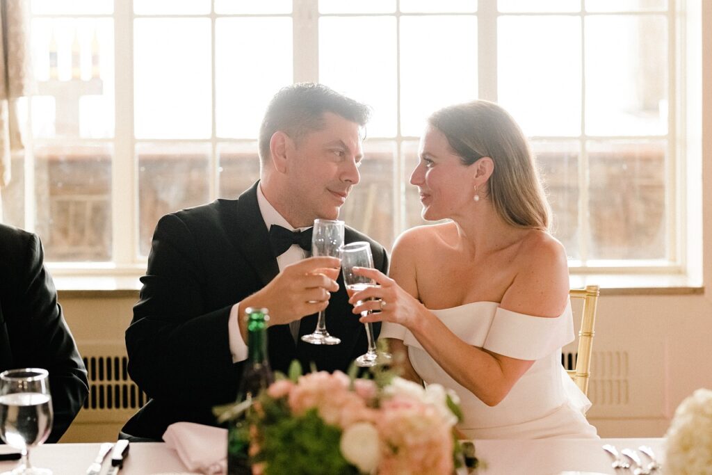 Copilot Bing AIにアメリカの結婚披露宴におけるお祝いの言葉（toast）について聞いてみた