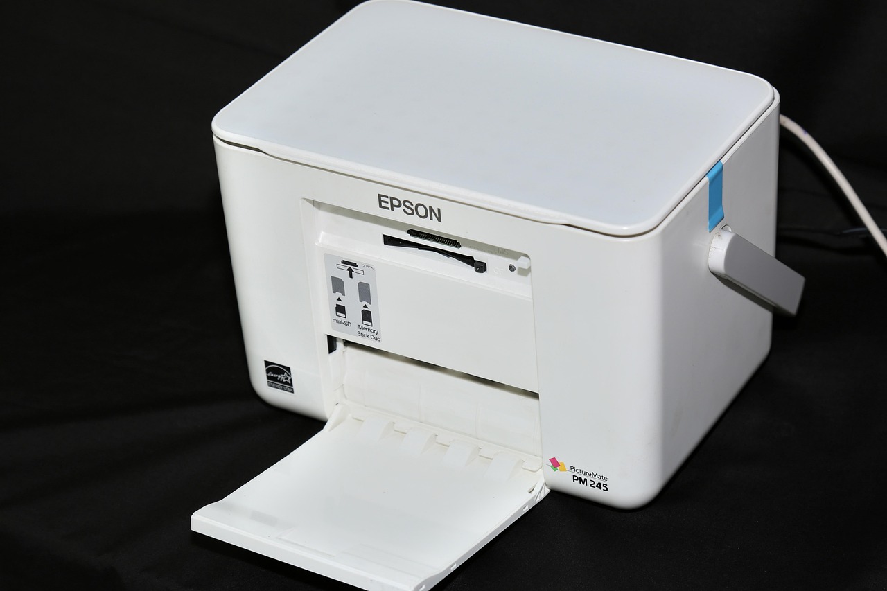 海外映画・ドラマで学ぶ英単語・英熟語 (185) 映画スティーブ・ジョブズ：hook up this printer　このプリンターをつなぐ
