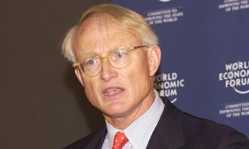 心に響く英語ことわざ（912）アメリカの経営学者マイケル・ポーターの名言　The essence of strategy is choosing what not to do.（戦略は選択と集中）