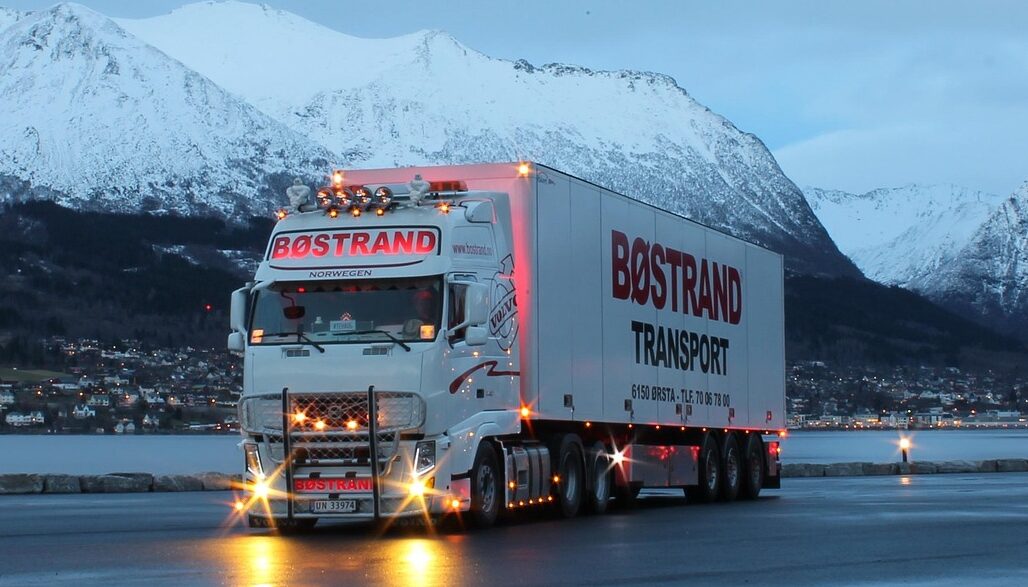 人工知能AIの進化により陸運業の仕事はどうなるのか？